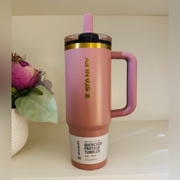 🎉LAST CHANCE🎉Stanley 30oz Quencher Protour Flipstraw Tumbler Antique Pink - Picture 4 of 10